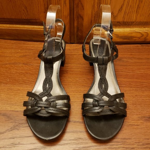 White Montain Leather Sandals! - Picture 1 of 9